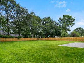 92 Westwood Road, Fairfield CT 06825