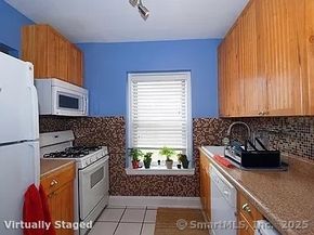 126 woodside Green 1A, Stamford CT 06901