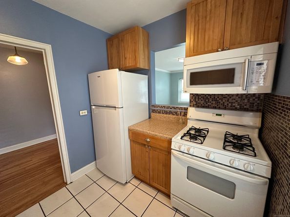 126 woodside Green 1A, Stamford CT 06901