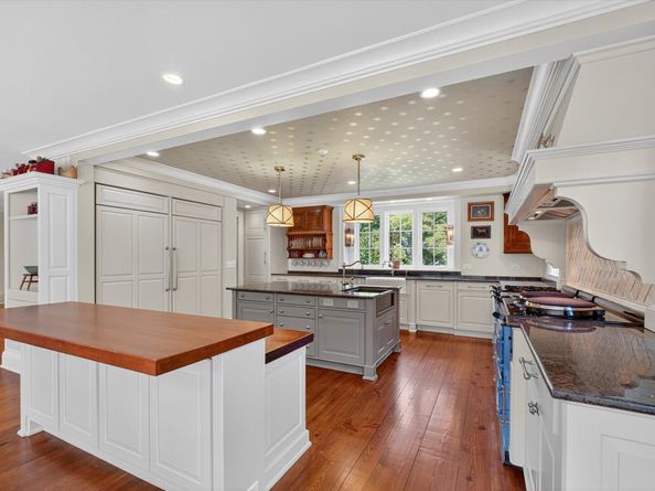 88 Main Street, Ridgefield CT 06877