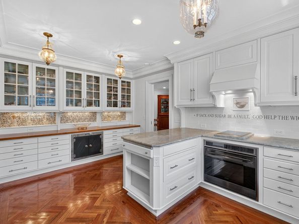 88 Main Street, Ridgefield CT 06877