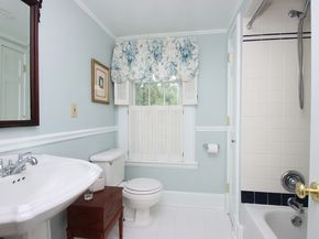 8 Hawleyville Road, Bethel CT 06801