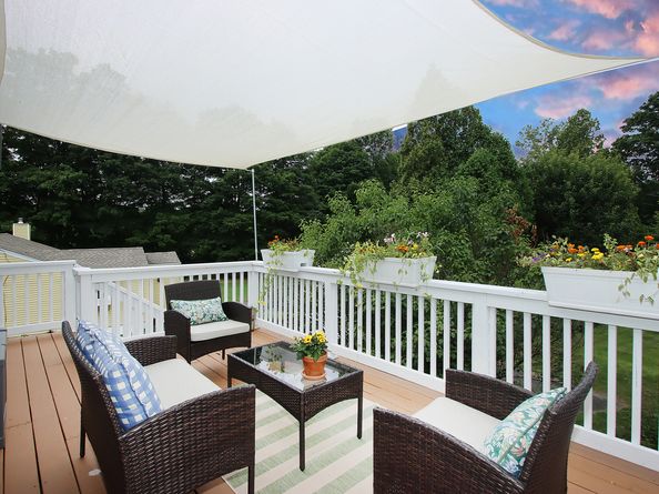 8 Hawleyville Road, Bethel CT 06801