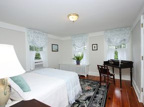8 Hawleyville Road, Bethel CT 06801