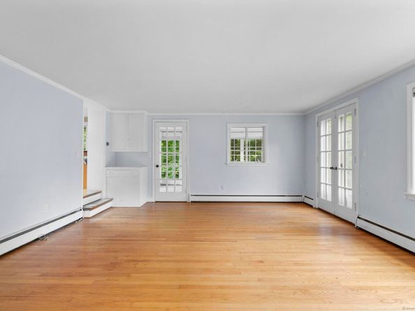 105 Ladder Hill Road N, Weston CT 06883