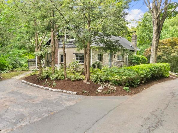 105 Ladder Hill Road N, Weston CT 06883