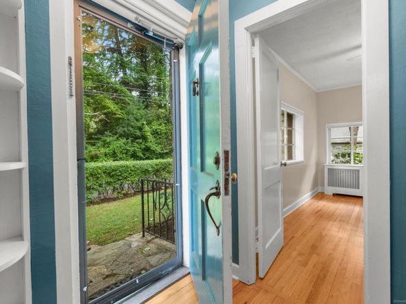 105 Ladder Hill Road N, Weston CT 06883