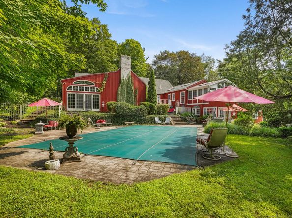 4 Whippoorwill Lane, Weston CT 06883