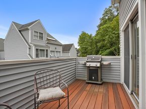 36 Wilton Crest 36, Wilton CT 06897