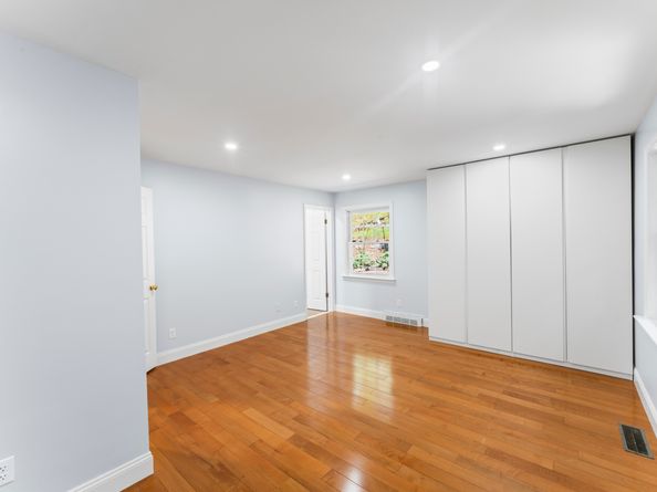 83 Buck Hill Road, Easton CT 06612