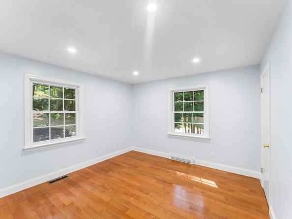 83 Buck Hill Road, Easton CT 06612