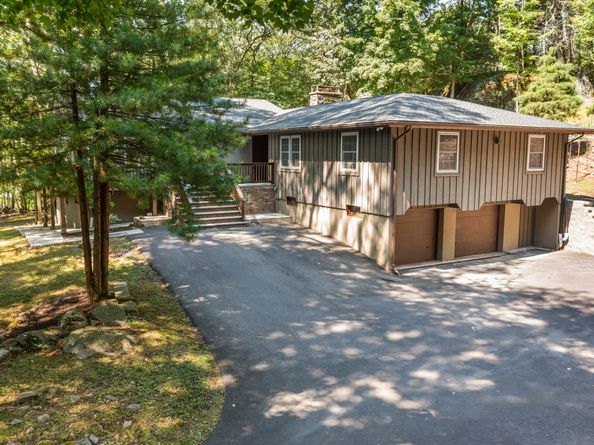 83 Buck Hill Road, Easton CT 06612