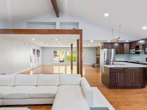 83 Buck Hill Road, Easton CT 06612