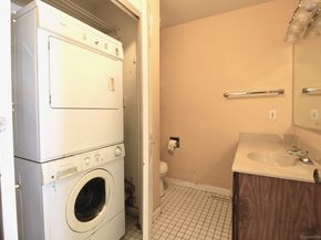 717 Hawley Glen 18, Stratford CT 06614
