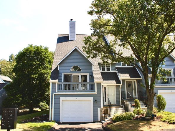 717 Hawley Glen 18, Stratford CT 06614