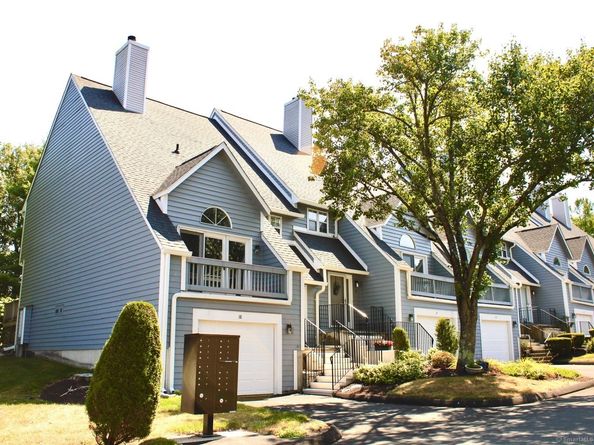 717 Hawley Glen 18, Stratford CT 06614