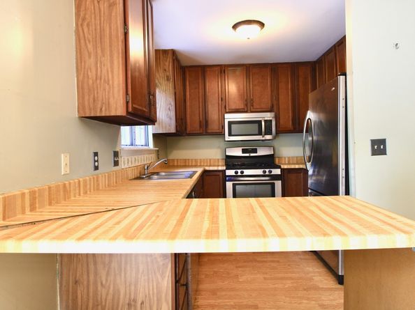 717 Hawley Glen 18, Stratford CT 06614