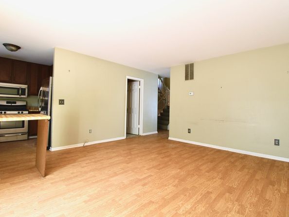 717 Hawley Glen 18, Stratford CT 06614