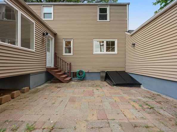 675 Goldenrod Avenue, Bridgeport CT 06606