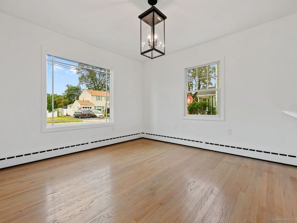 675 Goldenrod Avenue, Bridgeport CT 06606