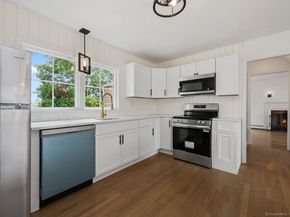 675 Goldenrod Avenue, Bridgeport CT 06606