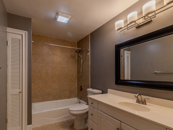38 Padanaram Avenue 24, Danbury CT 06811