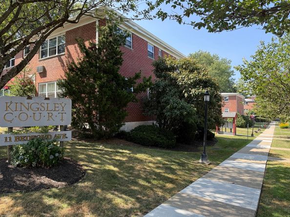 11 Bedford Avenue APT E4, Norwalk CT 06850