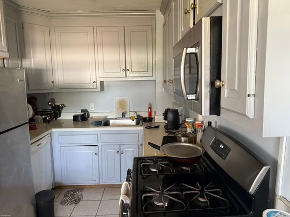 11 Bedford Avenue APT E4, Norwalk CT 06850