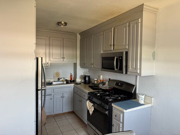 11 Bedford Avenue APT E4, Norwalk CT 06850