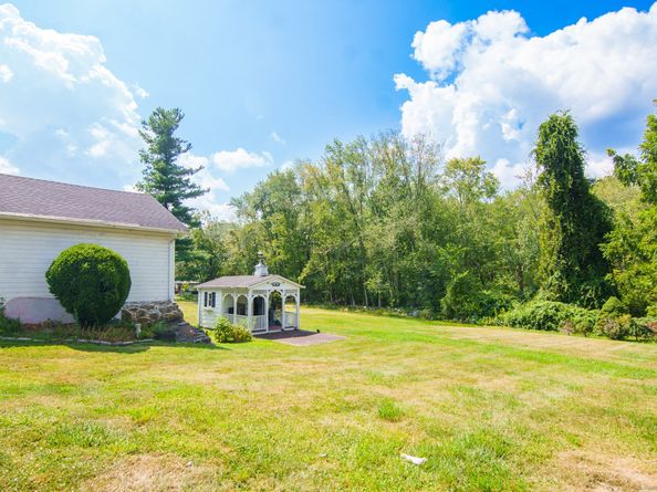 14 Barnum Road, Danbury CT 06811