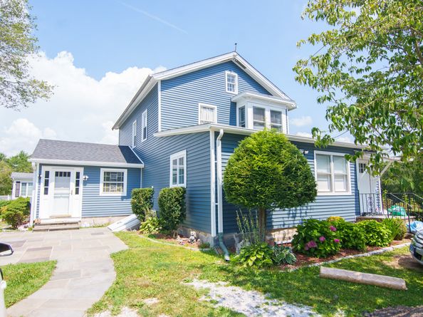 14 Barnum Road, Danbury CT 06811