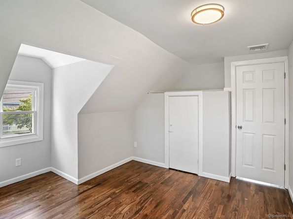 26 Bankside Street, Bridgeport CT 06606