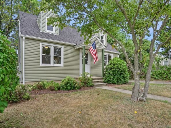 26 Bankside Street, Bridgeport CT 06606
