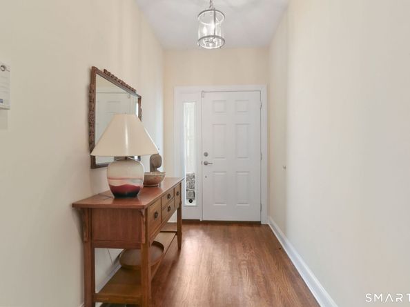 158 Kyles Way 158, Shelton CT 06484