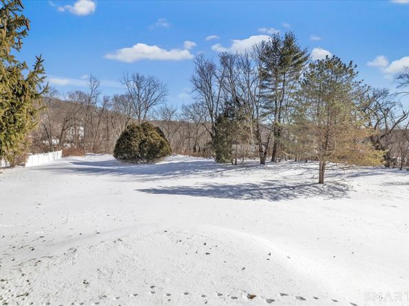 61 Soundview Avenue, Shelton CT 06484