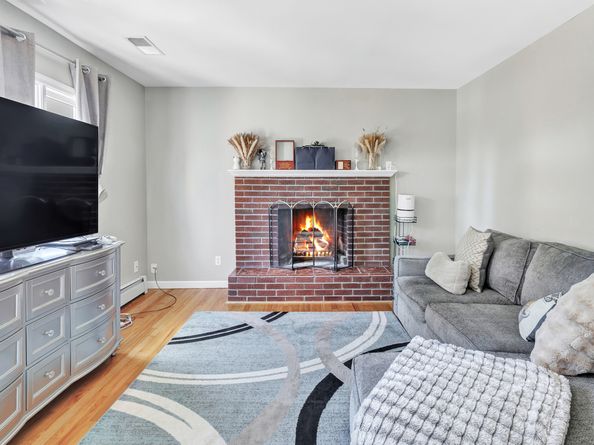 574 Thorme Street, Bridgeport CT 06606