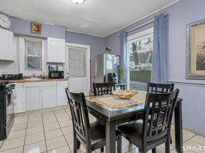 18 Grandview Avenue, Danbury CT 06810