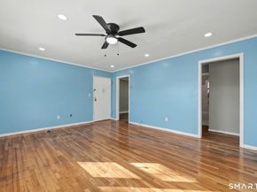 81 Cherry Hill Drive 1B, Bridgeport CT 06606