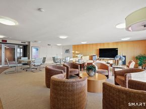 100 Seaview Avenue 2J, Norwalk CT 06855