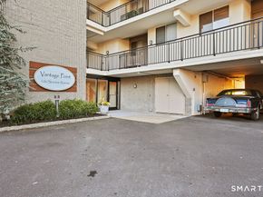 100 Seaview Avenue 2J, Norwalk CT 06855