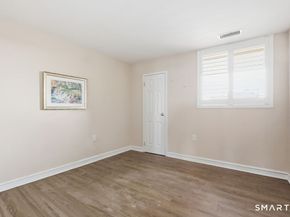 100 Seaview Avenue 2J, Norwalk CT 06855