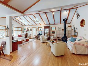 29 Carol Street, Danbury CT 06810