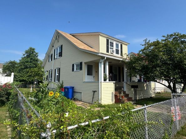 88 Boswell Street, Stratford CT 06615