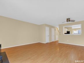 20 E Pembroke Road 8, Danbury CT 06811