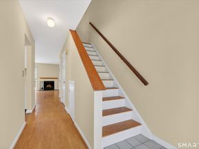 20 E Pembroke Road 8, Danbury CT 06811