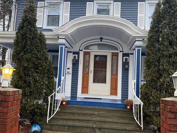 49 Elmwood Place, Bridgeport CT 06605