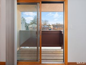 135 Courtland Avenue APT 13, Stamford CT 06902