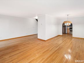135 Courtland Avenue APT 13, Stamford CT 06902