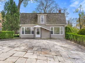 215 Ocean Drive W, Stamford CT 06902