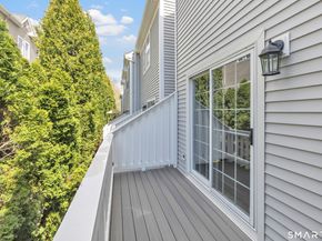 2612 North Avenue F9, Bridgeport CT 06604